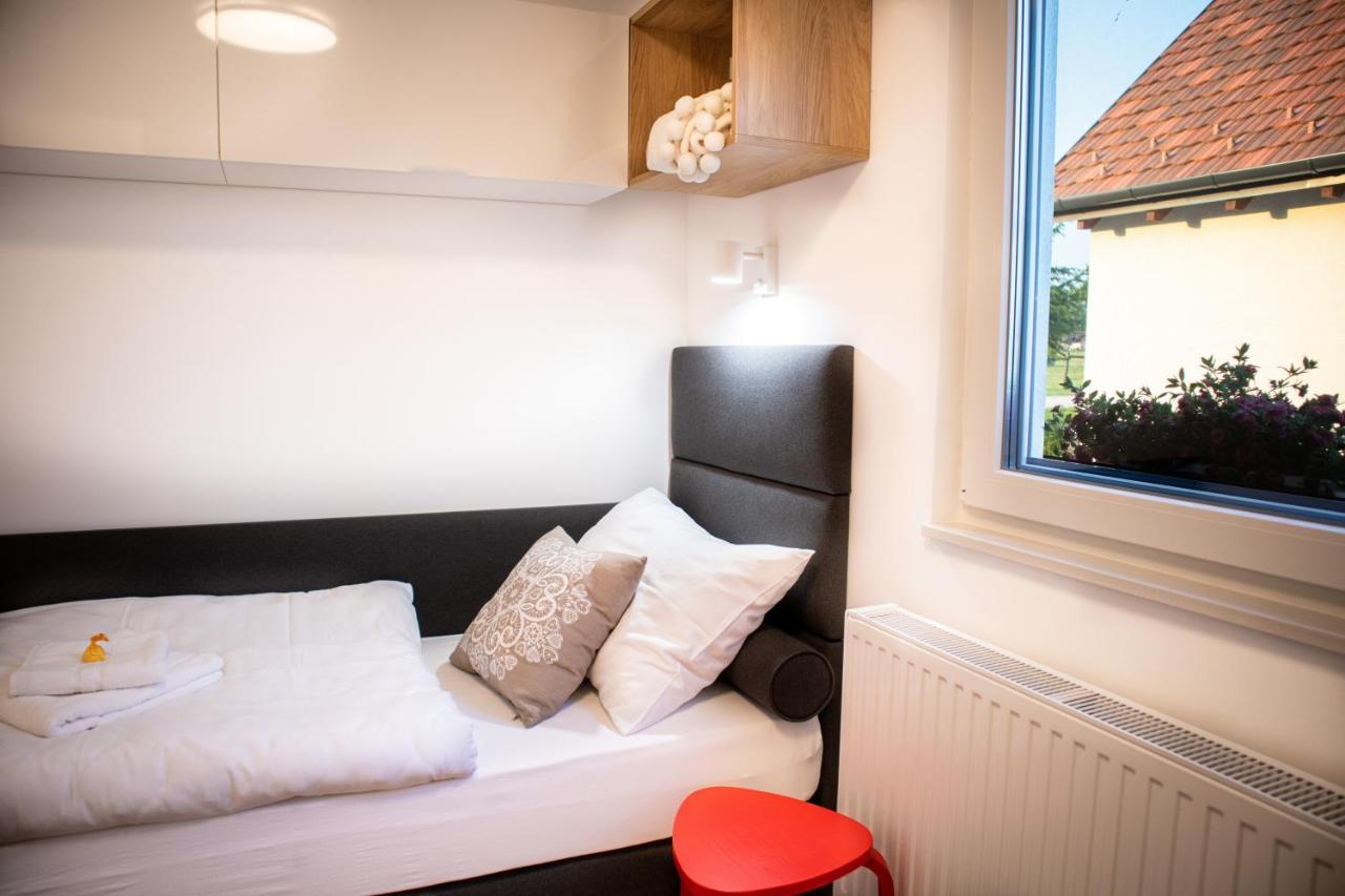 Ugo Apartman Halászi Eksteriør billede