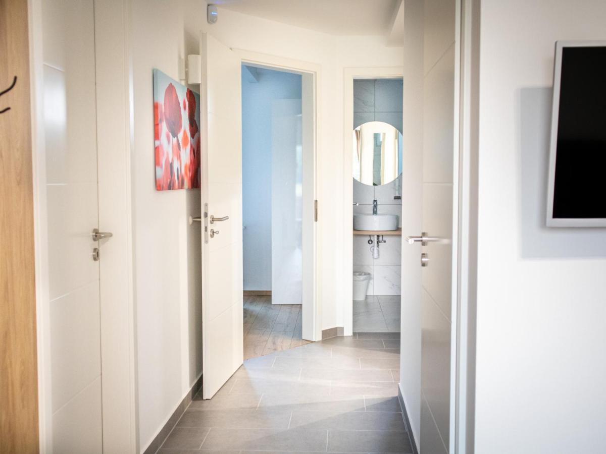 Ugo Apartman Halászi Eksteriør billede