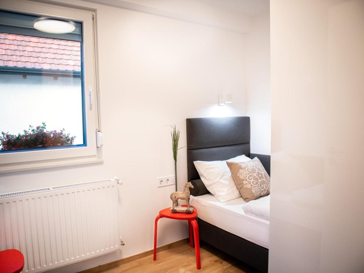 Ugo Apartman Halászi Eksteriør billede