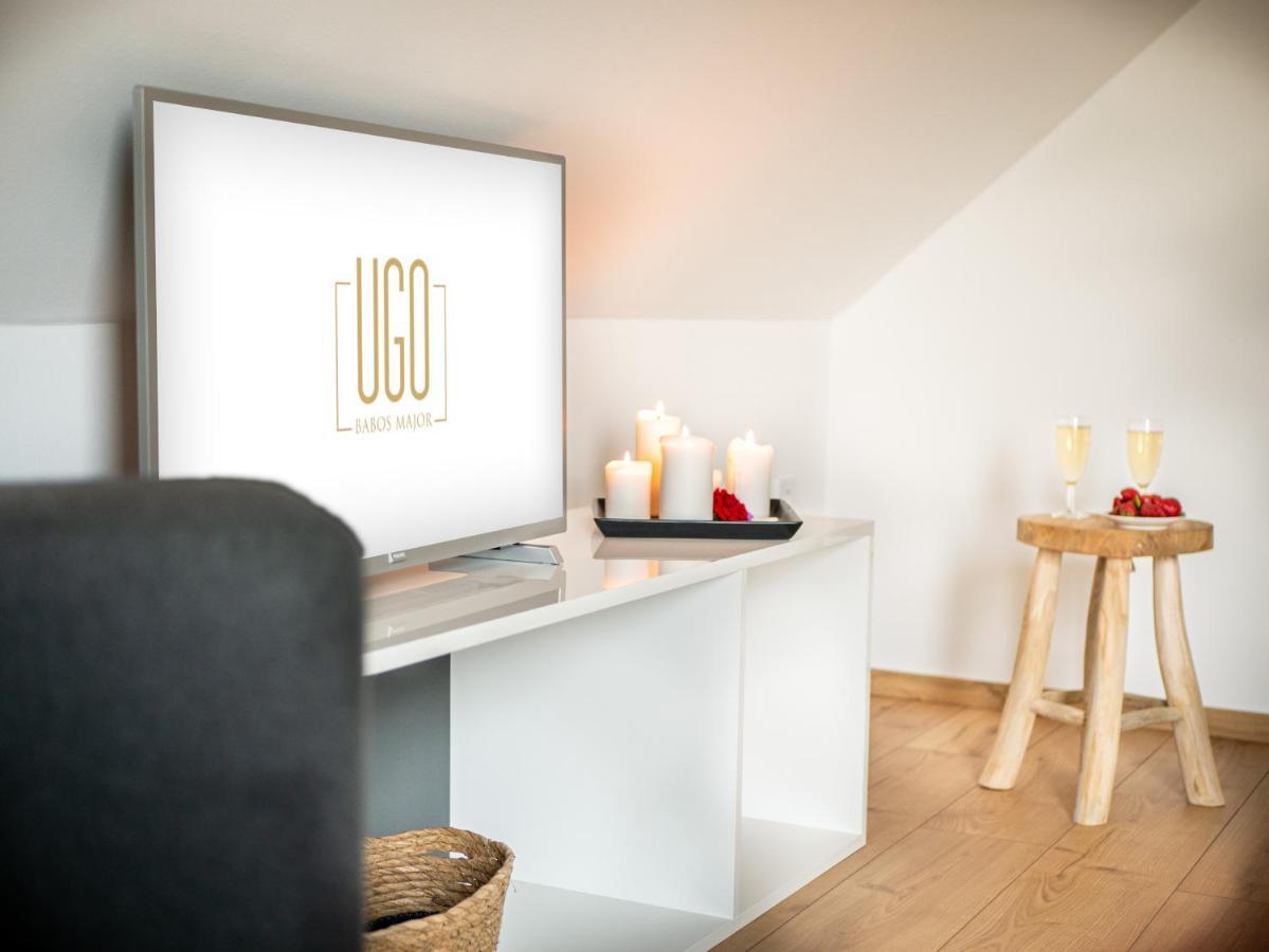 Ugo Apartman Halászi Eksteriør billede