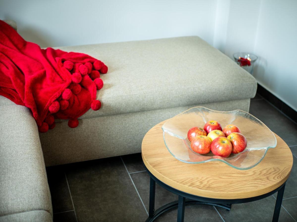 Ugo Apartman Halászi Eksteriør billede