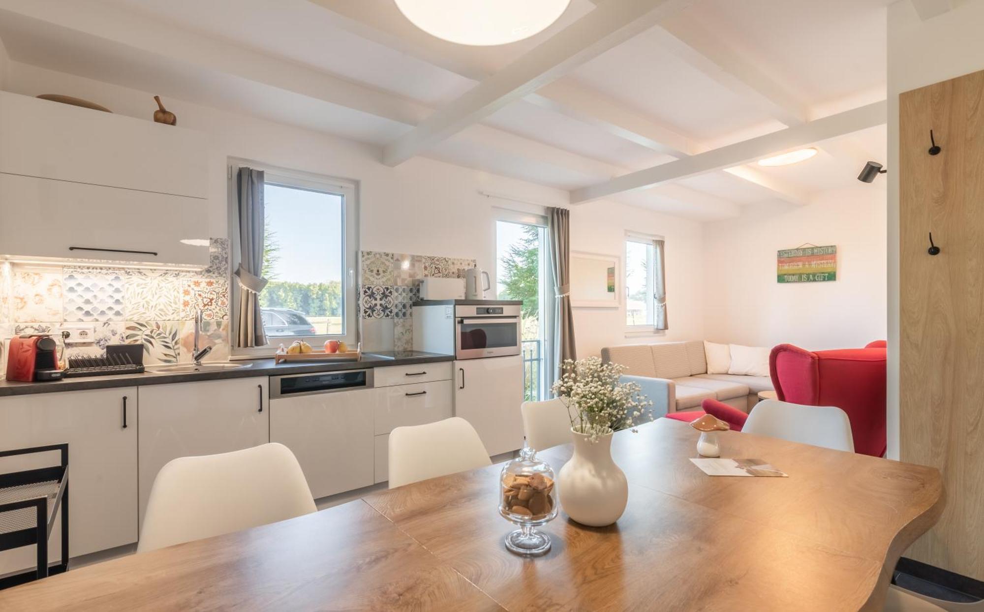Ugo Apartman Halászi Eksteriør billede